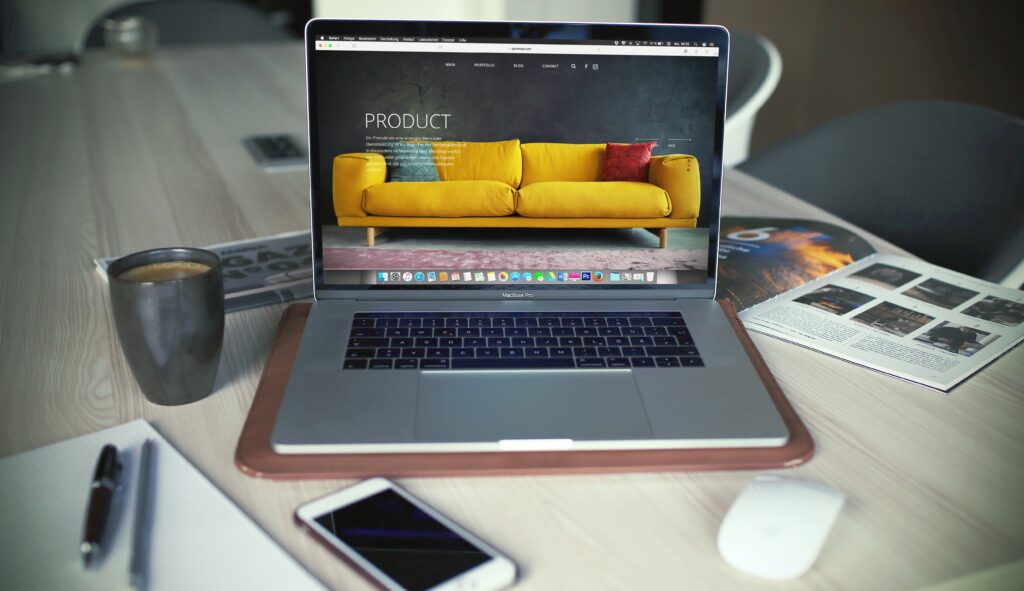 laptop website design