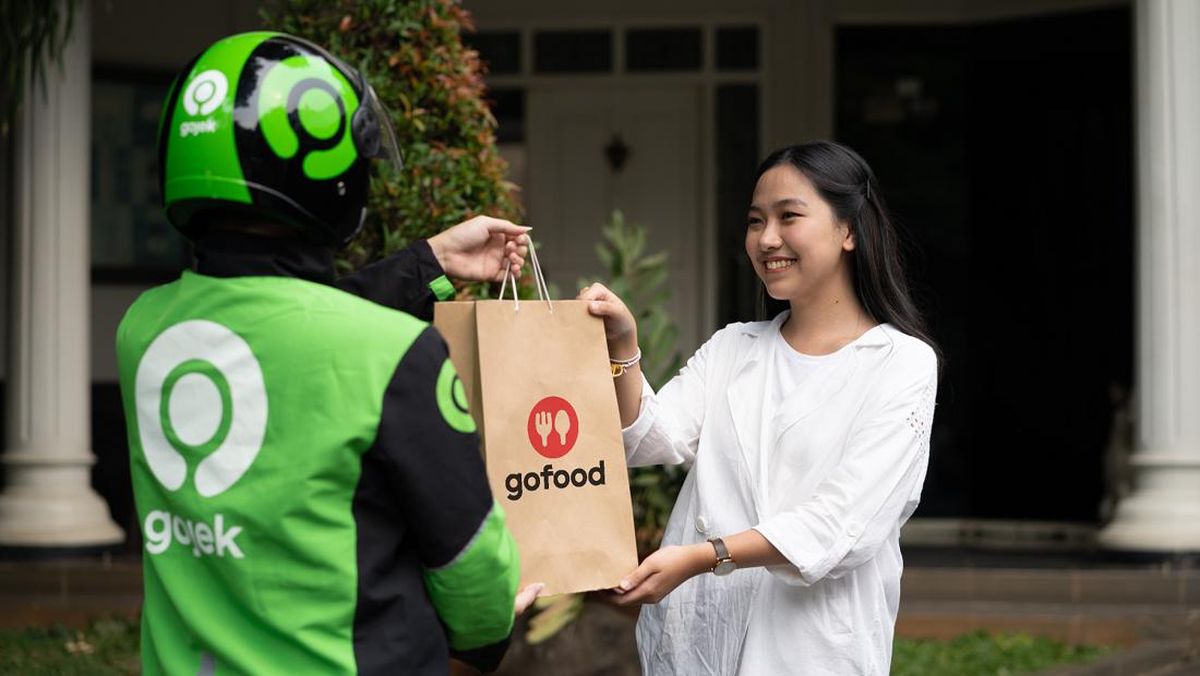 5 Alasan Kafe dan Resto Wajib Punya Website Sendiri (Bukan Cuma GoFood)